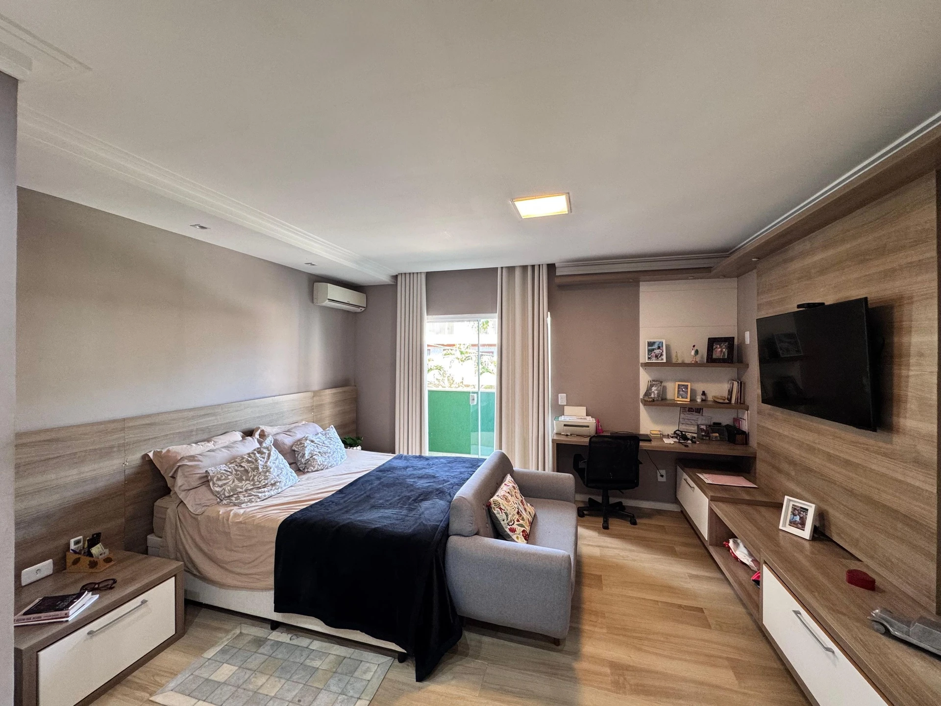 Furnished house with 4 en-suites and 6 bathrooms — photo 78
