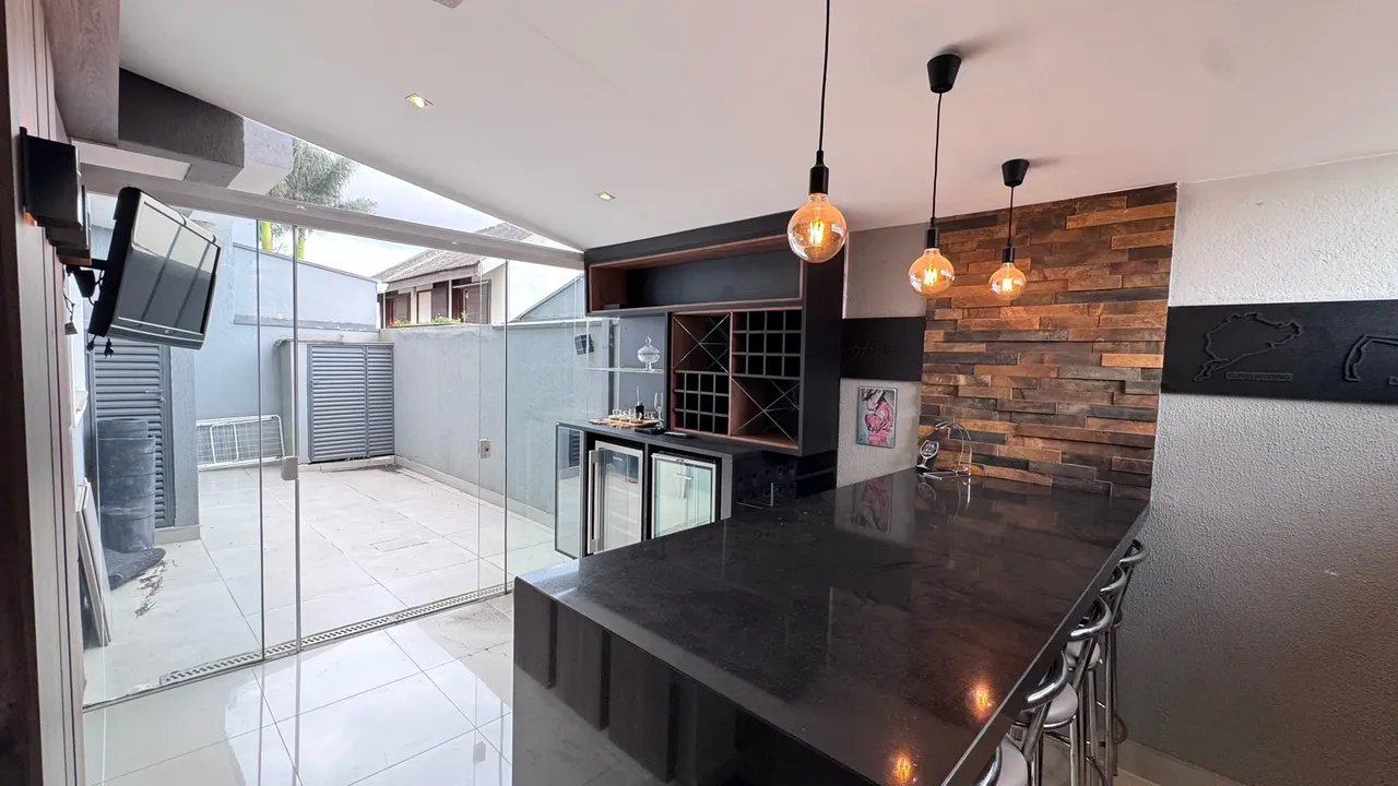 Washing machine in a 3-bedroom house, 190 m² — photo 11