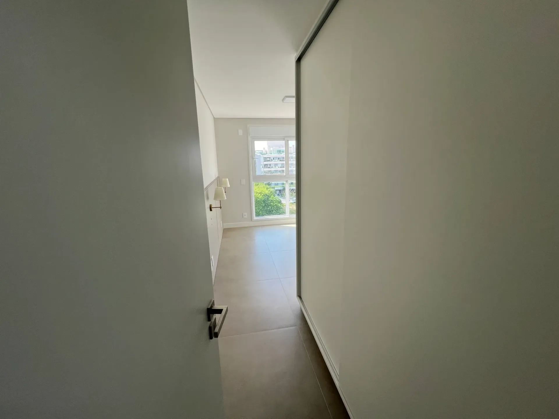 Apartamento con 2 suites, jardín y parrilla privados — photo 21