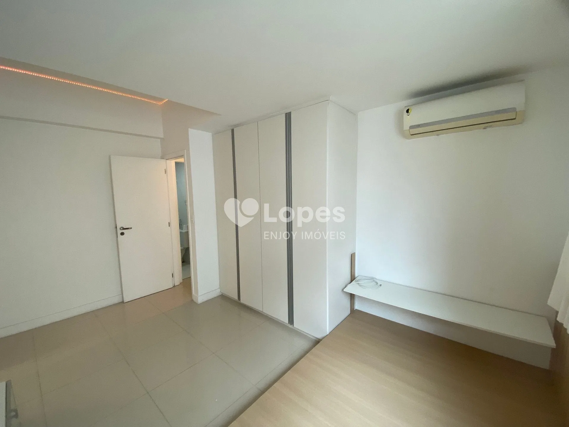 89 m² apartment with a private BBQ and a washing machine — photo 26