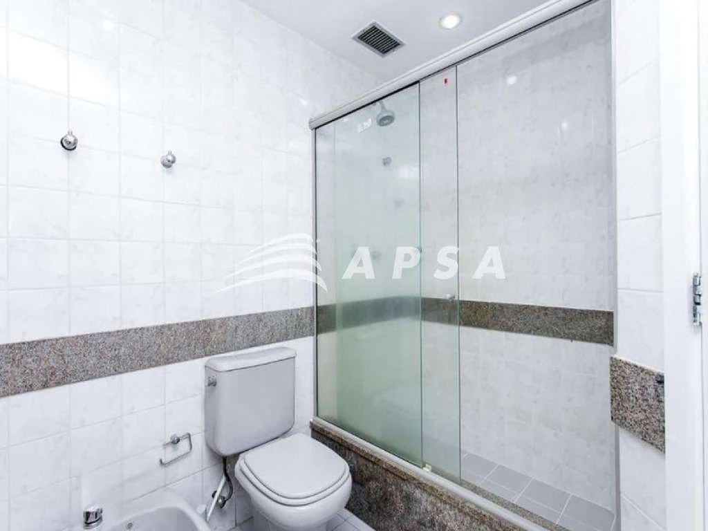 200 m² duplex with 3 en-suite bedrooms and 2 parking spots — photo 30