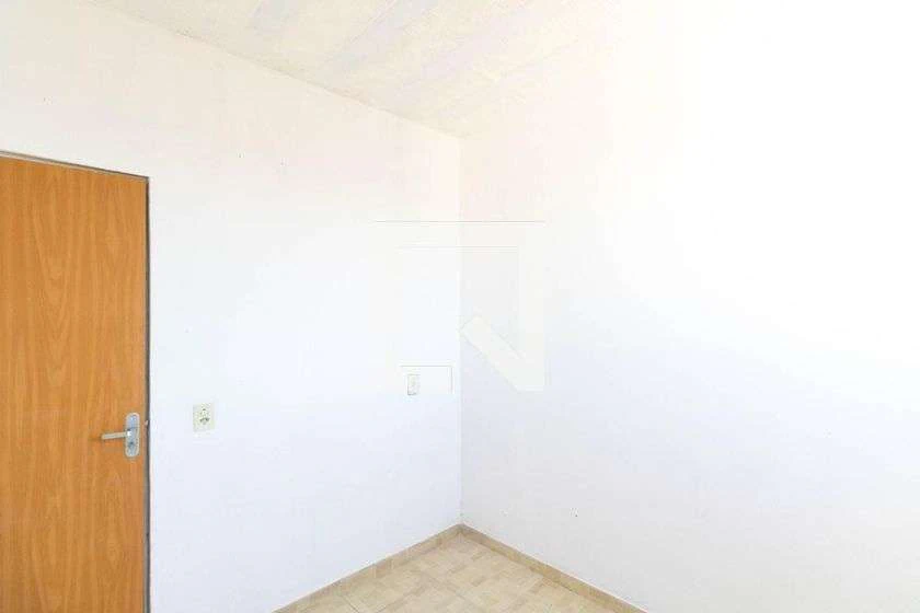 Unfurnished 30 m² studio kitnet with electric shower — photo 17