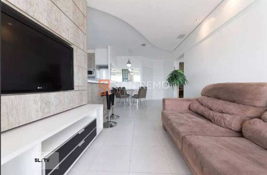 Floor-to-ceiling windows in a 2-bedroom apartment, 85 m² — photo 5