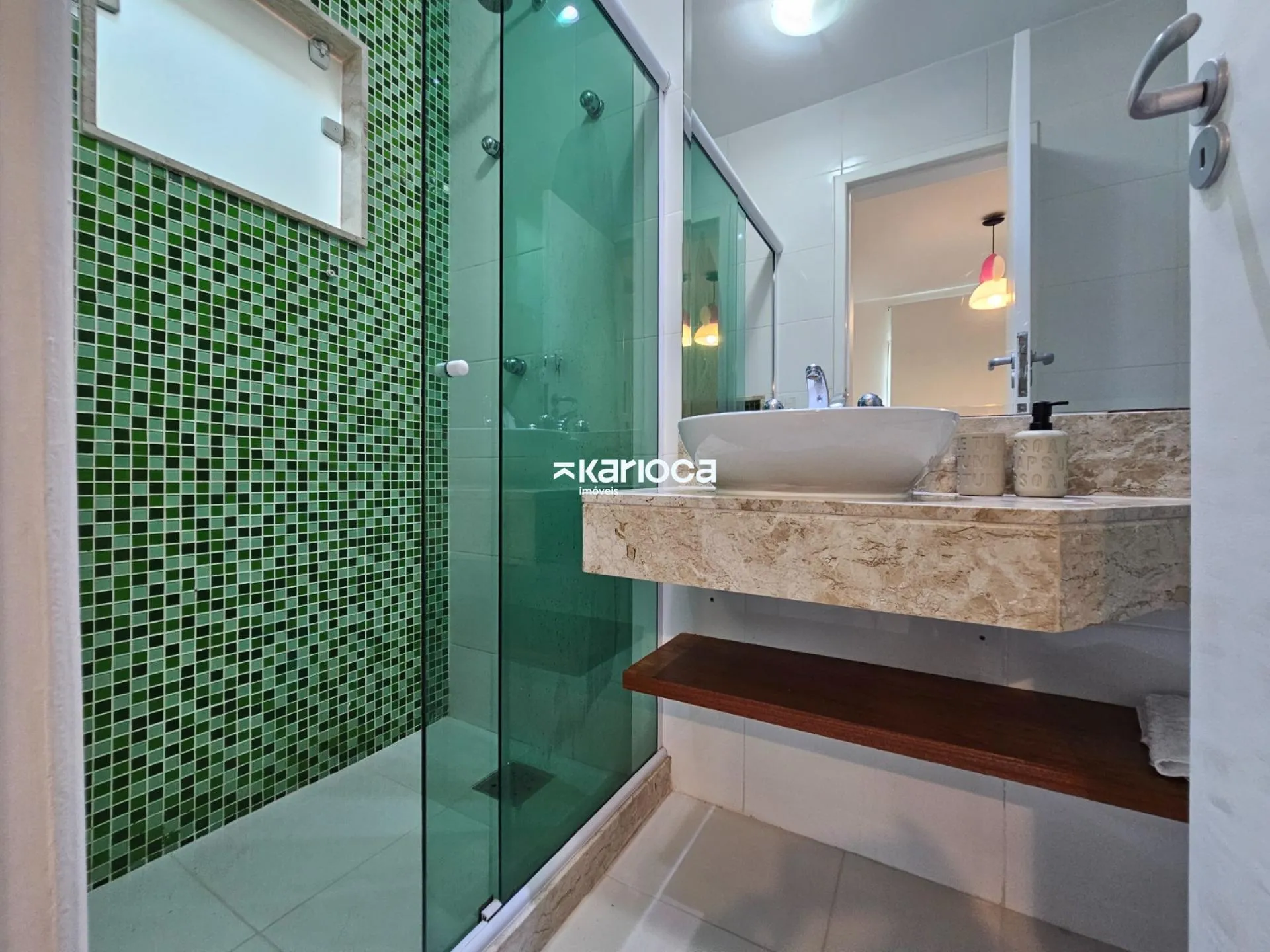 Furnished apartment with closed kitchen and 4 bedrooms — photo 32