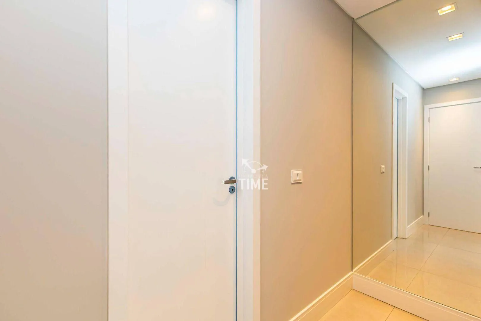 Modern 2-bedroom apartment with en-suite and 98 m² — photo 36