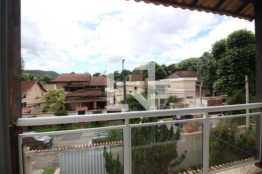 6-bedroom house with 4 en-suite suites and 600 m² — photo 44