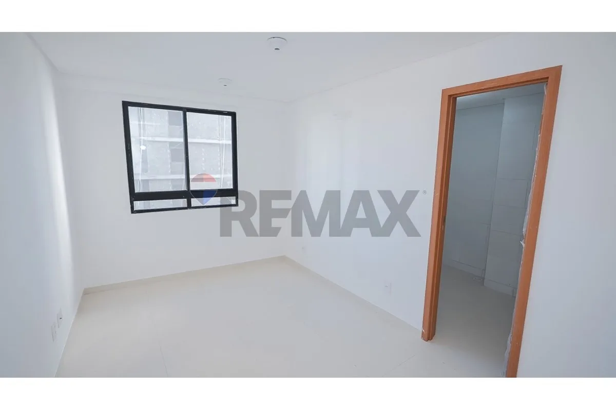 Рабочее место и 2 спальни: квартира 78 м² — photo 23