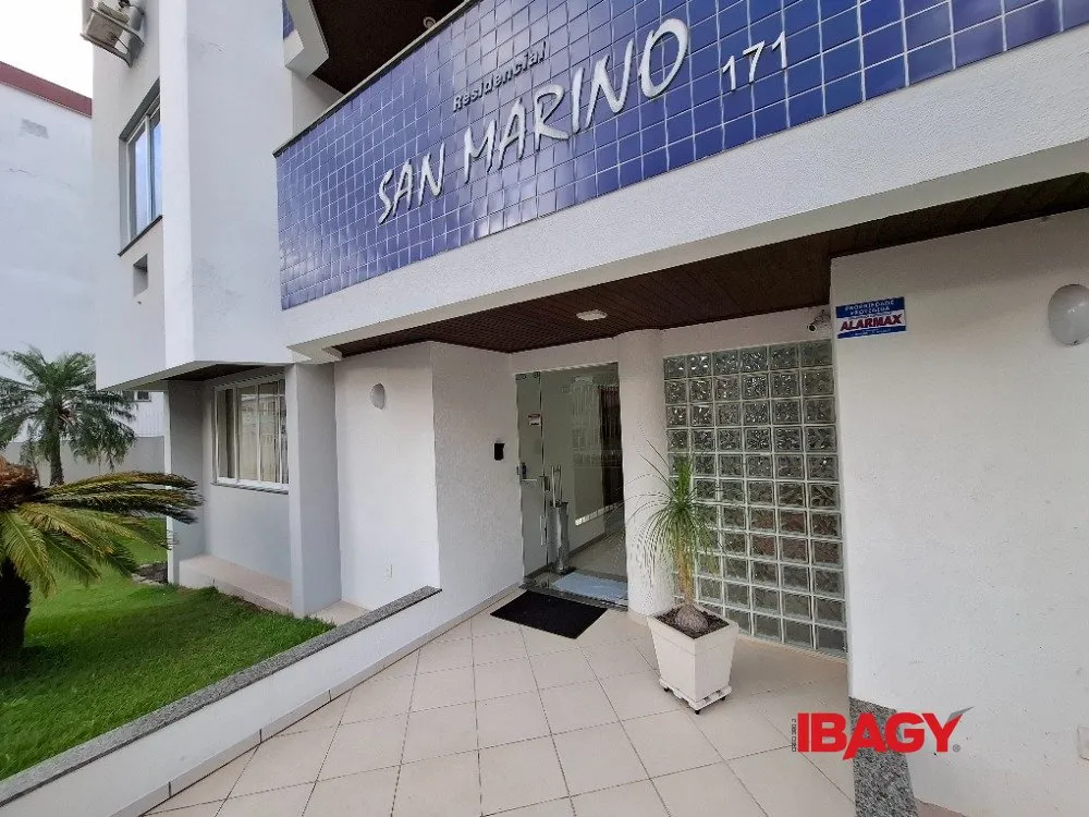 Furnished 93 m² apartment with 2 bedrooms and suite — photo 11