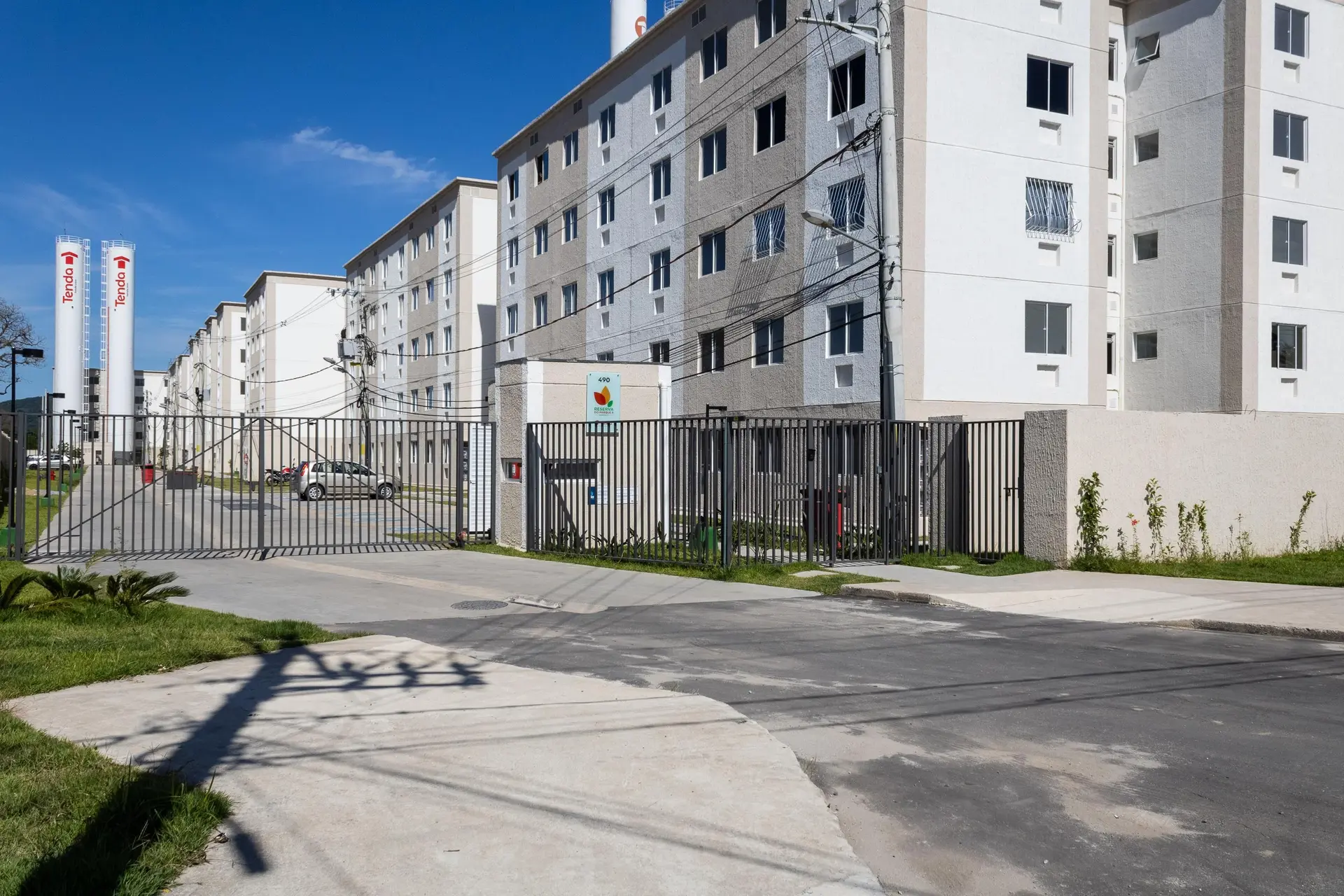 Квартира без меблів з 2 спальнями та 1 місцем — photo 24