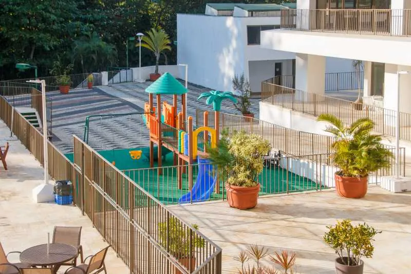 72 m² apartment with a water view and a grill on the balcony — photo 16