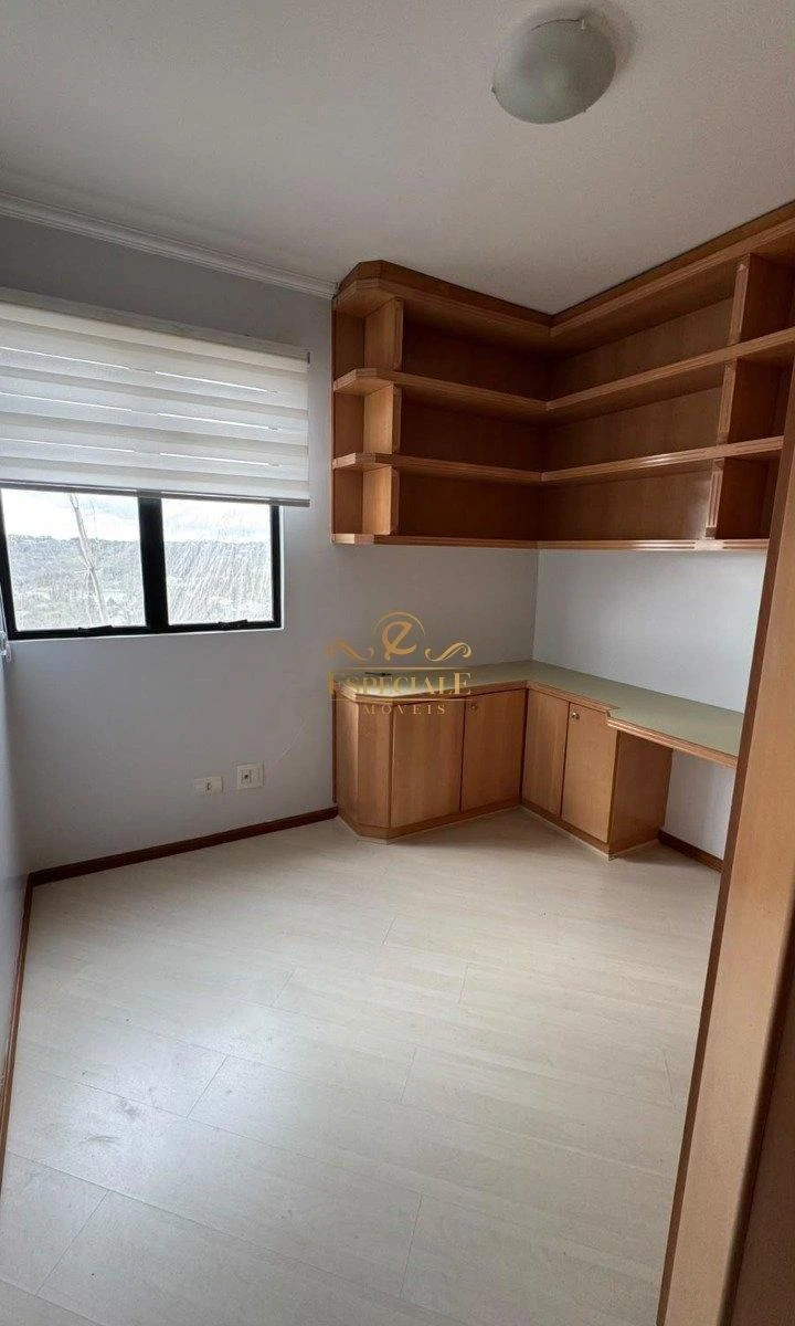 3-bedroom apartment with a bathtub — photo 21