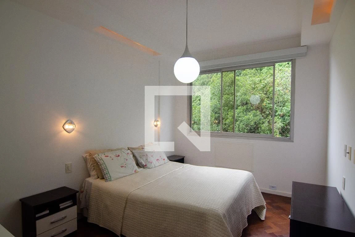 Furnished apartment, 166 m², with floor-to-ceiling windows — photo 29