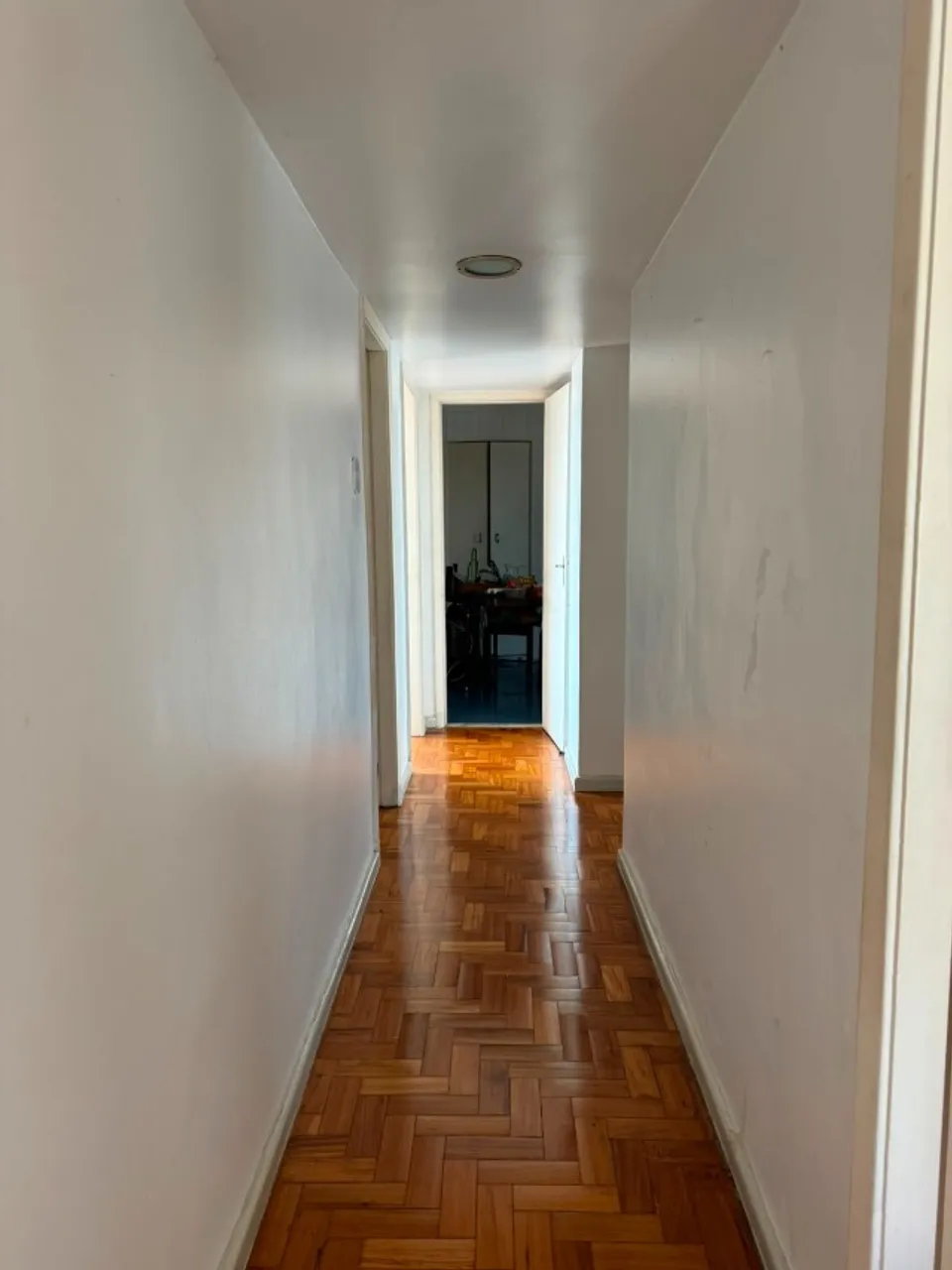 Home office in a 3-bedroom apartment, 180 m² — photo 15