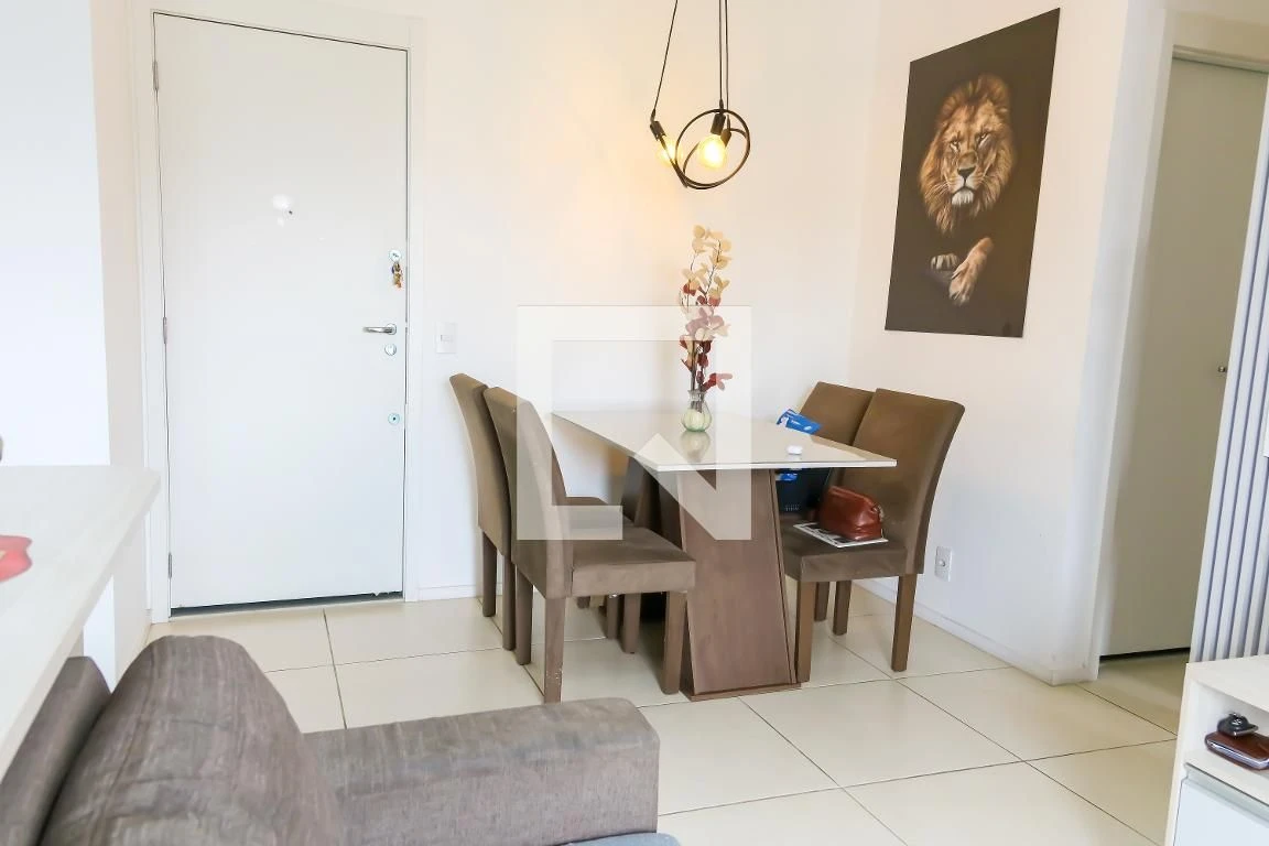 2-bedroom apartment with a home office — photo 43