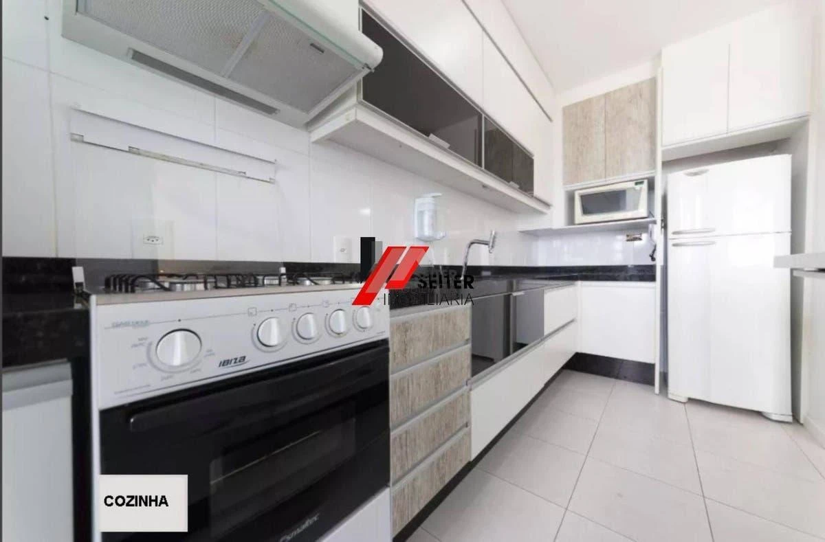 Furnished apartment, 73 m², with floor-to-ceiling windows — photo 2