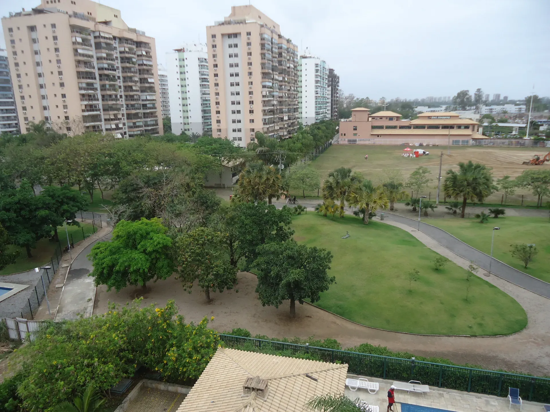 Water view in a 4-bedroom apartment, 142 m² — photo 36