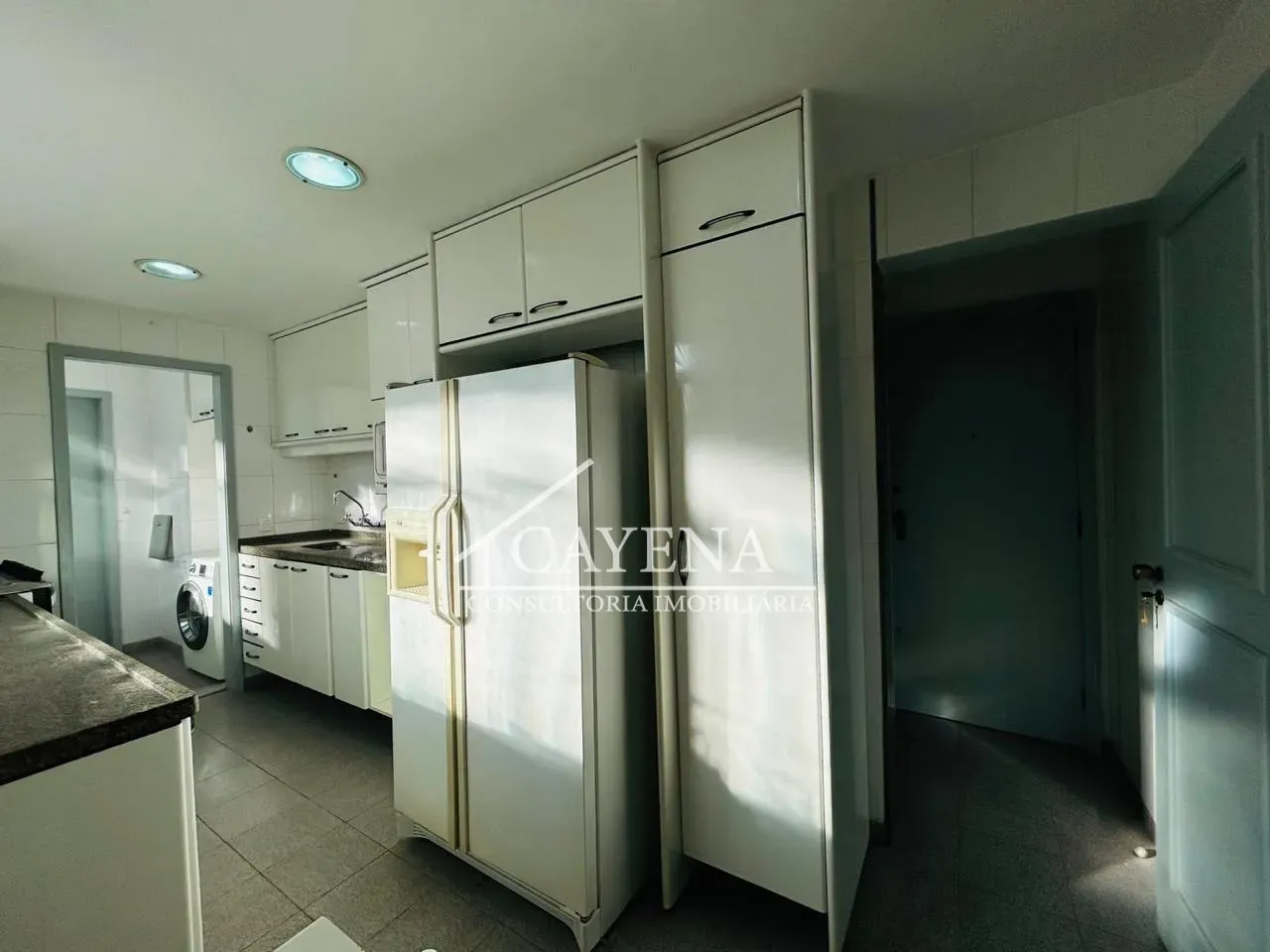 Apartment with 247 m², 3 bedrooms and 4 bathrooms — photo 22