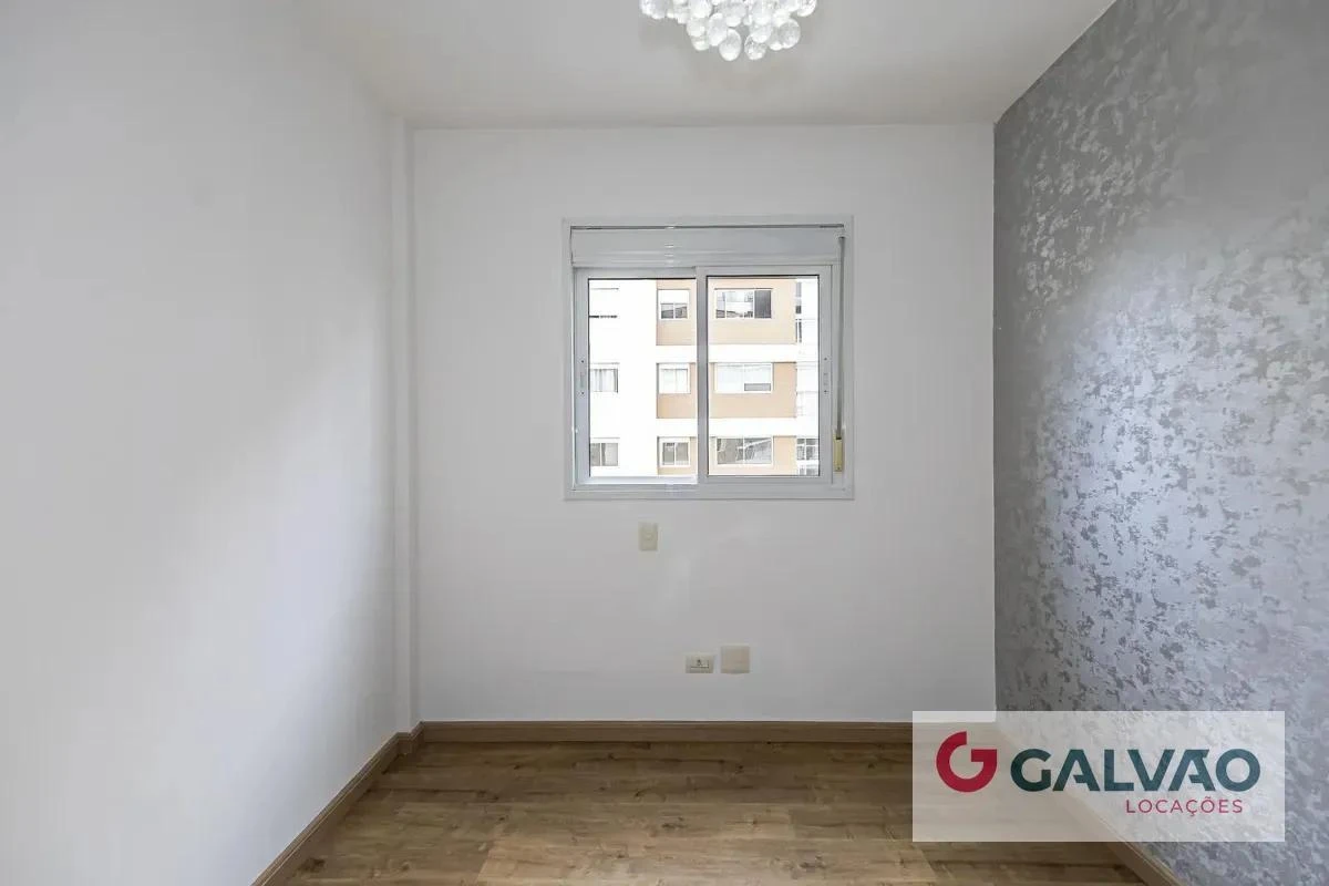 Apartment, 77 m², with wood or laminate floors — photo 15