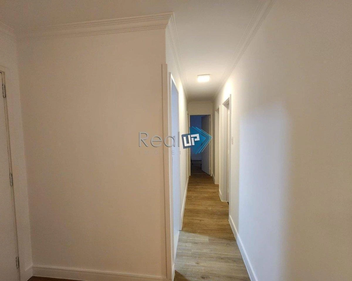 Робоче місце та 3 спальні: квартира 80 м² — photo 21