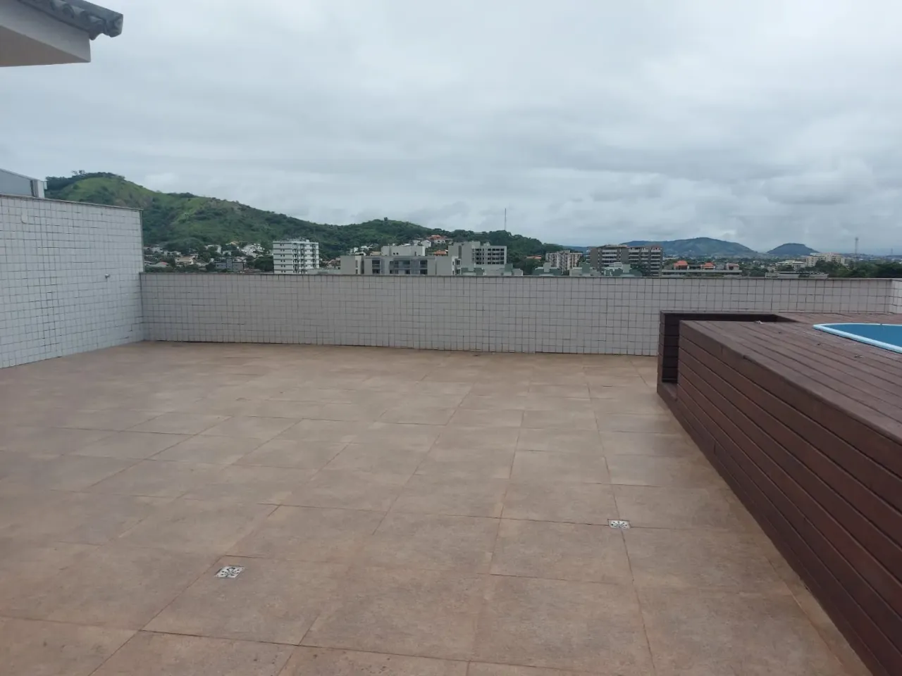 255 m² duplex-style home with 3 bedrooms and balcony grill — photo 16