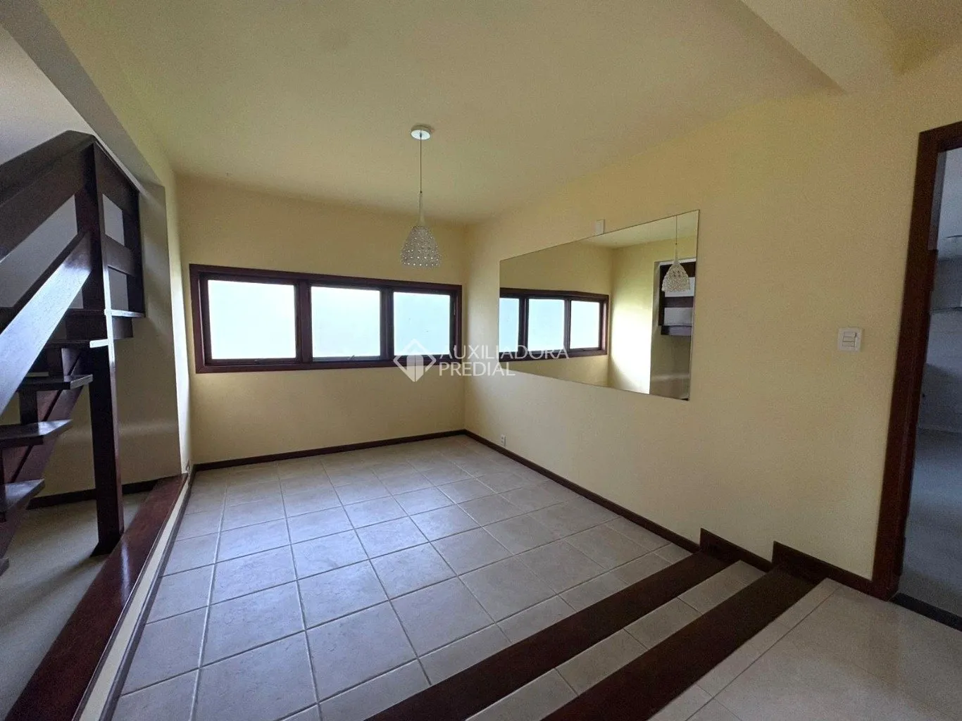 Closed-condominium house with 4 bedrooms and 3 bathrooms — photo 32