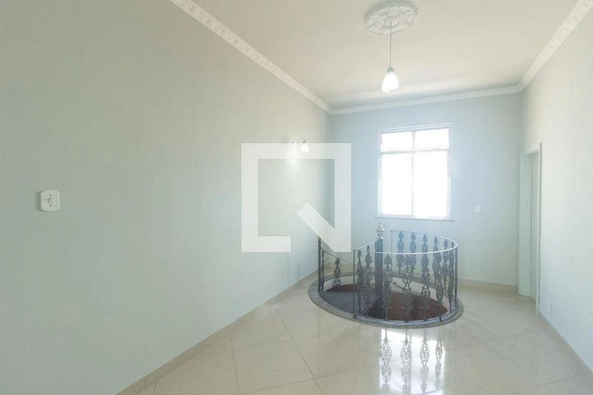 House, 320 m², with a bathtub — photo 42