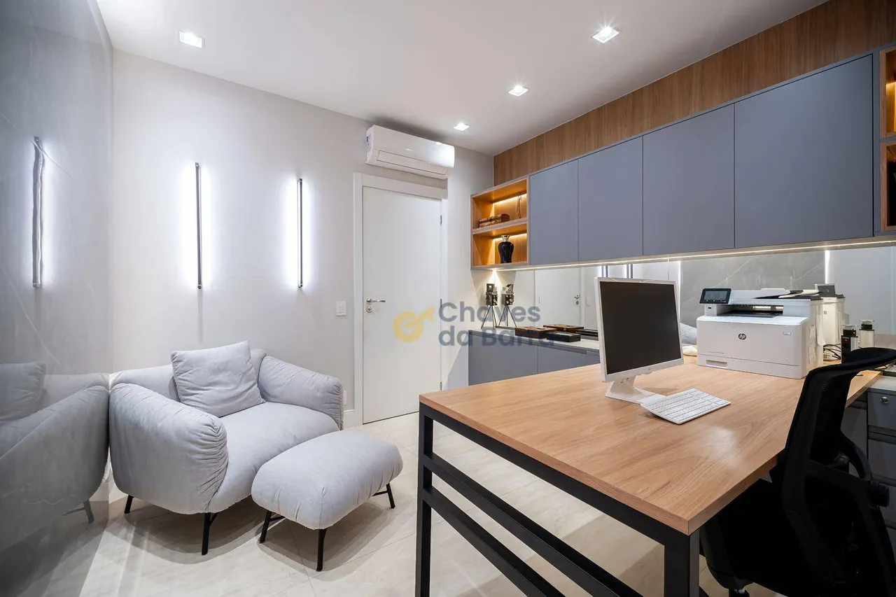 Furnished apartment with 3 suites and a balcony — photo 10