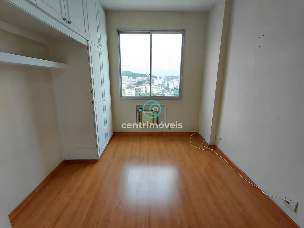 2-bedroom apartment with a mountain view in Rio de Janeiro — photo 5