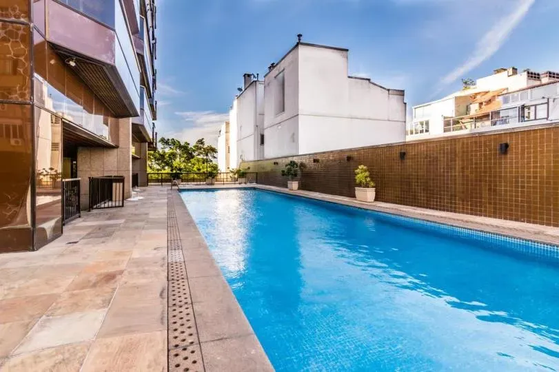 Apartamento de 2 dormitorios con balcón en el 17º piso — photo 10