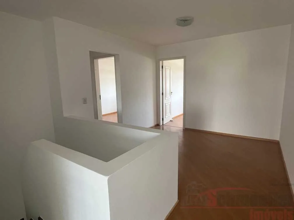 Sobrado com 3 dormitórios e churrasqueira privativa — photo 22