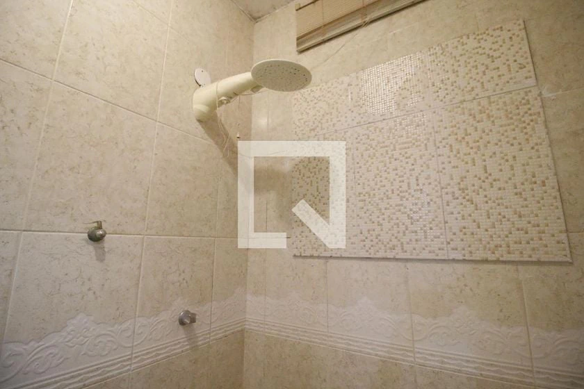 Apartamento de 260 m² com banheira e espaço de home office — photo 5