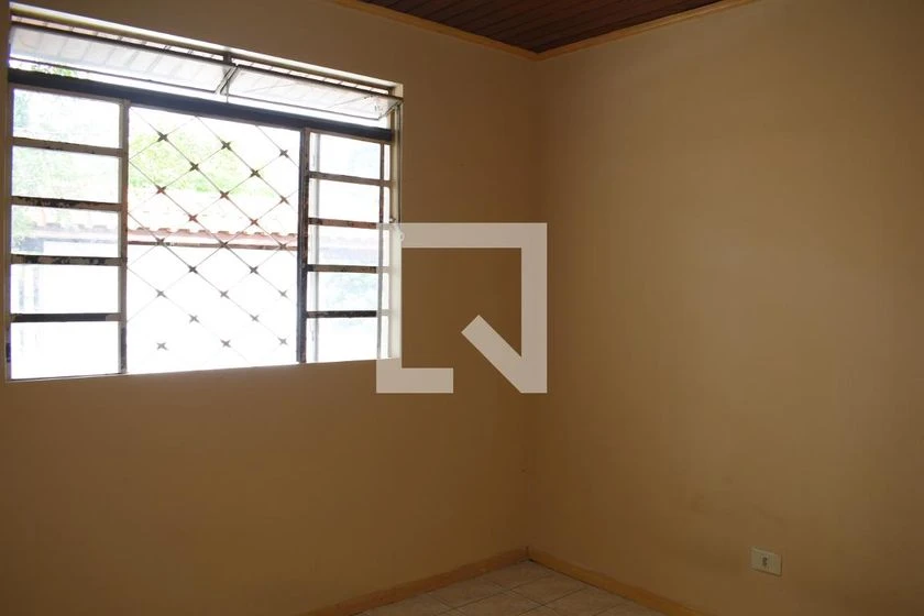 Unfurnished house with private garden and BBQ — photo 10