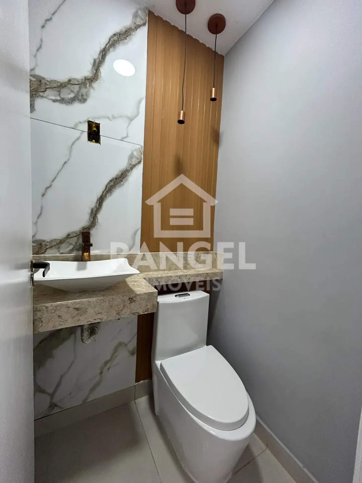 3-bedroom house with a washing machine — photo 13