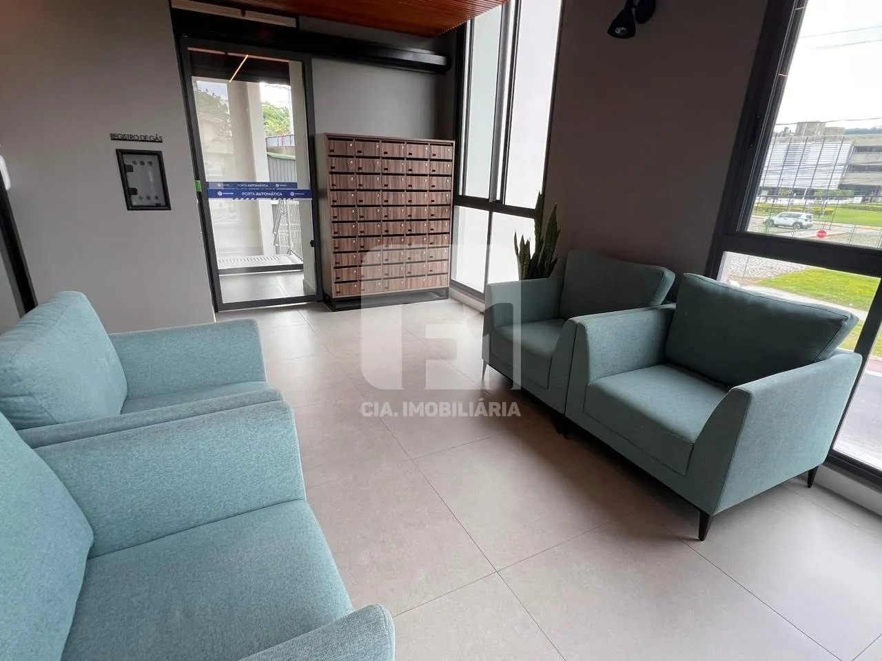 Furnished 46 m² studio with 1 parking space — photo 3