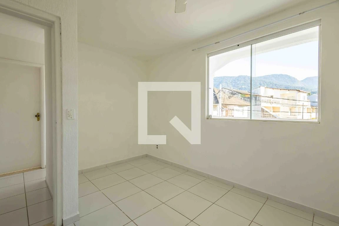 Condominium house with 3 bedrooms and private garden — photo 22