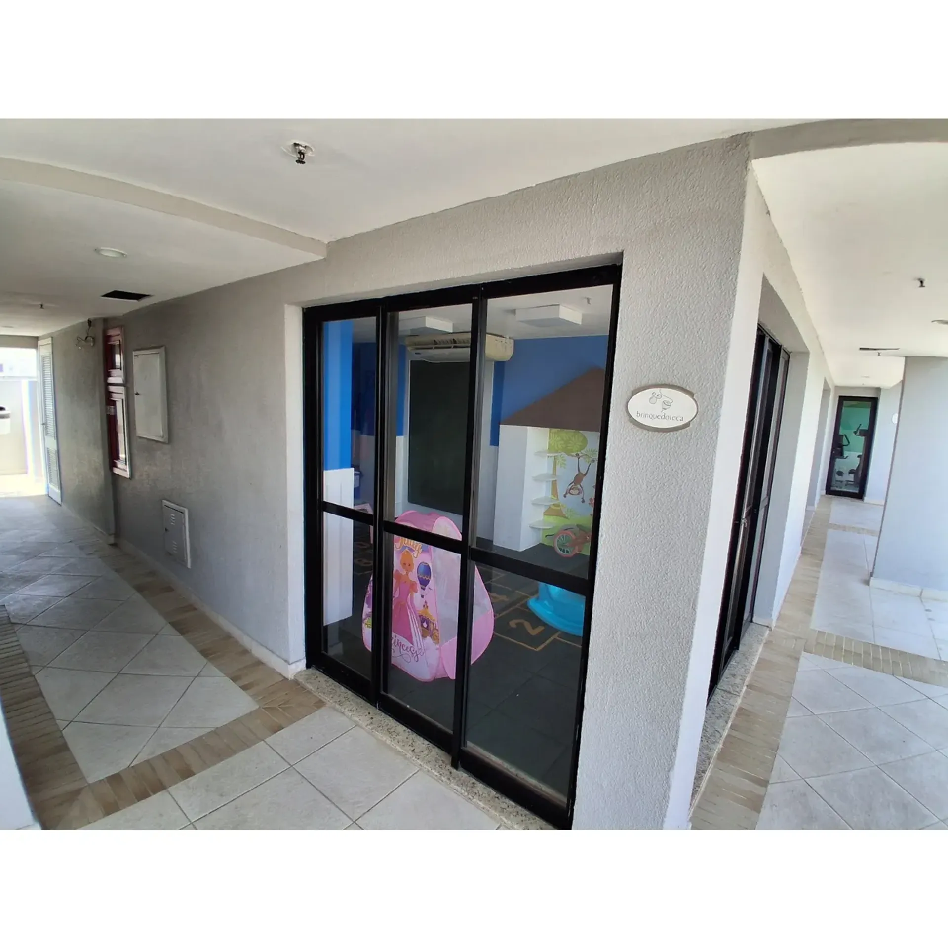 73 m² 2-bedroom rental apartment with balcony — photo 32