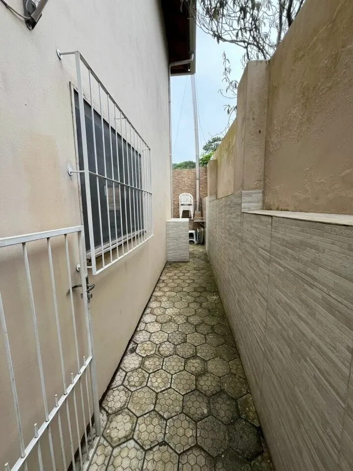 Furnished one-bedroom, 45 m² apartment in Florianópolis — photo 8