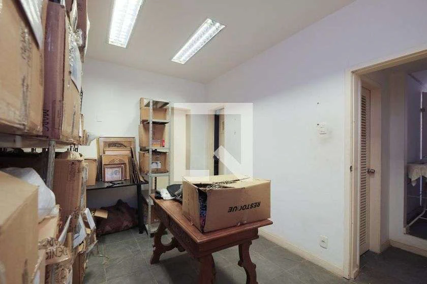 Rental house with 10 bedrooms and a separate kitchen — photo 12