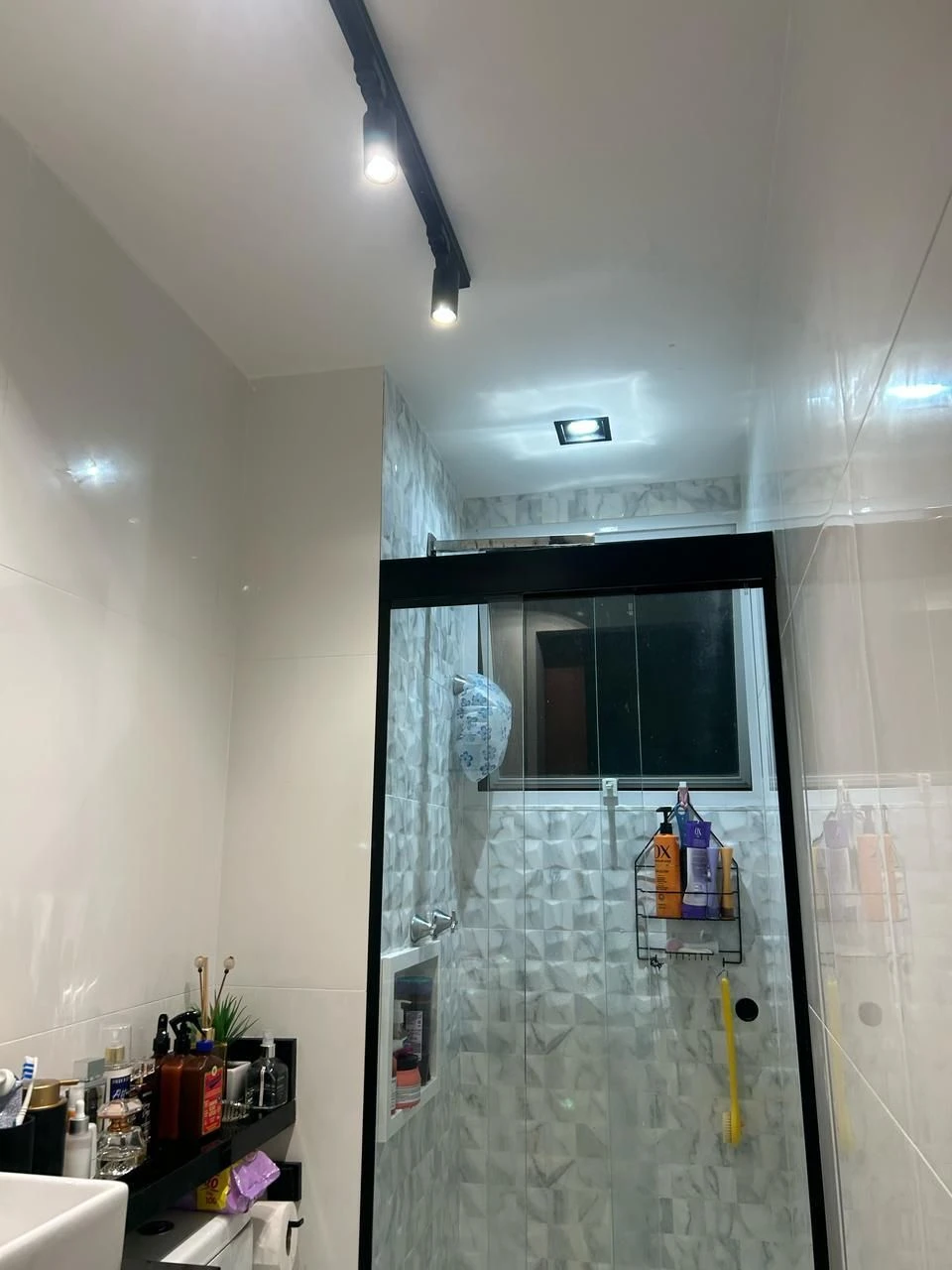 Apartamento mobiliado com 2 quartos e 1 banheiro — photo 9
