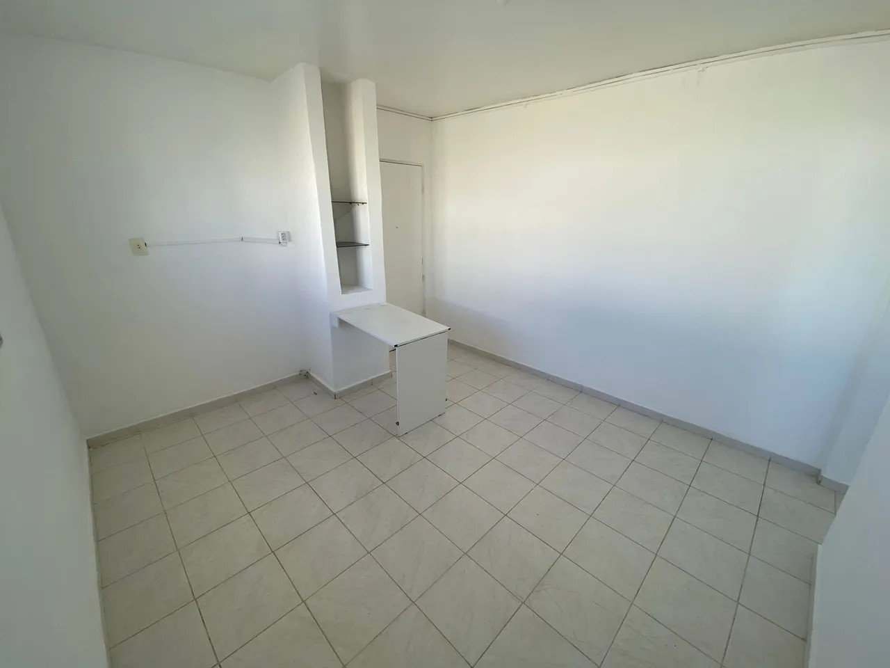 Apartamento para locação com 1 quarto e 1 banheiro — photo 2
