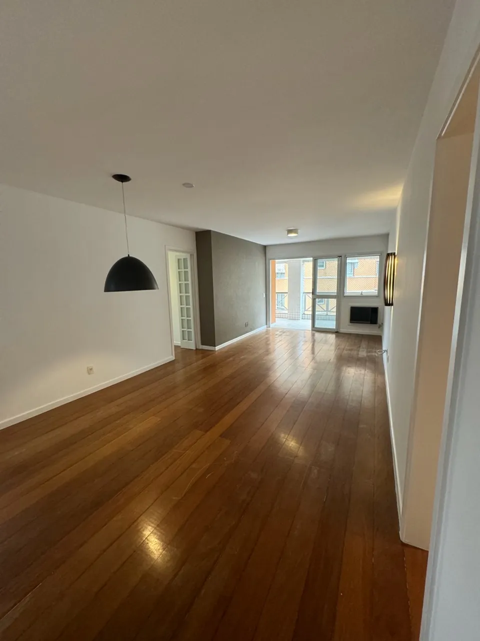 3-bedroom apartment in a building with a gym — photo 18