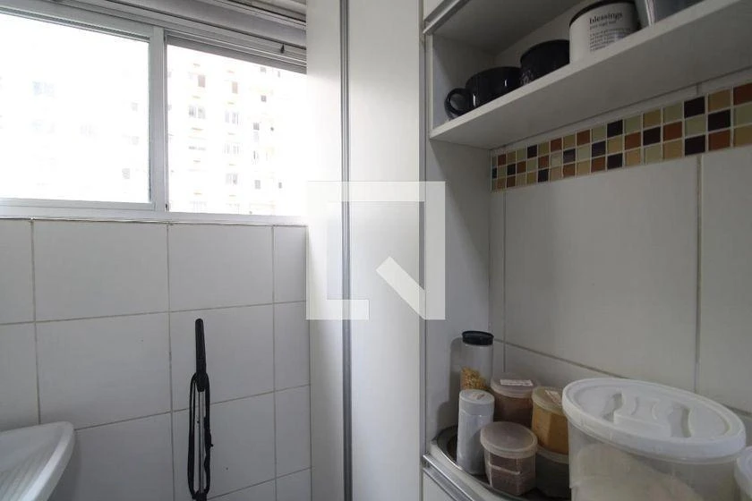 Apartamento mobiliado com 2 quartos e varanda — photo 29