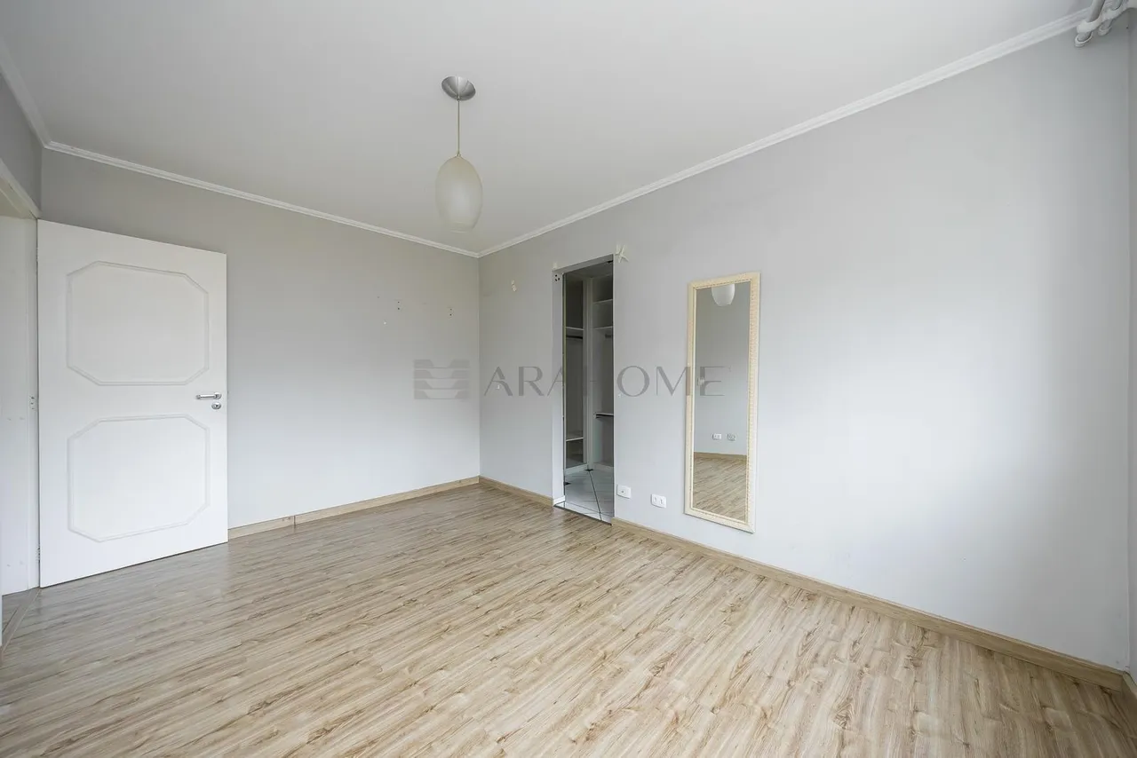 Unfurnished 111 m² apartment with 3 bedrooms and 3 baths — photo 6