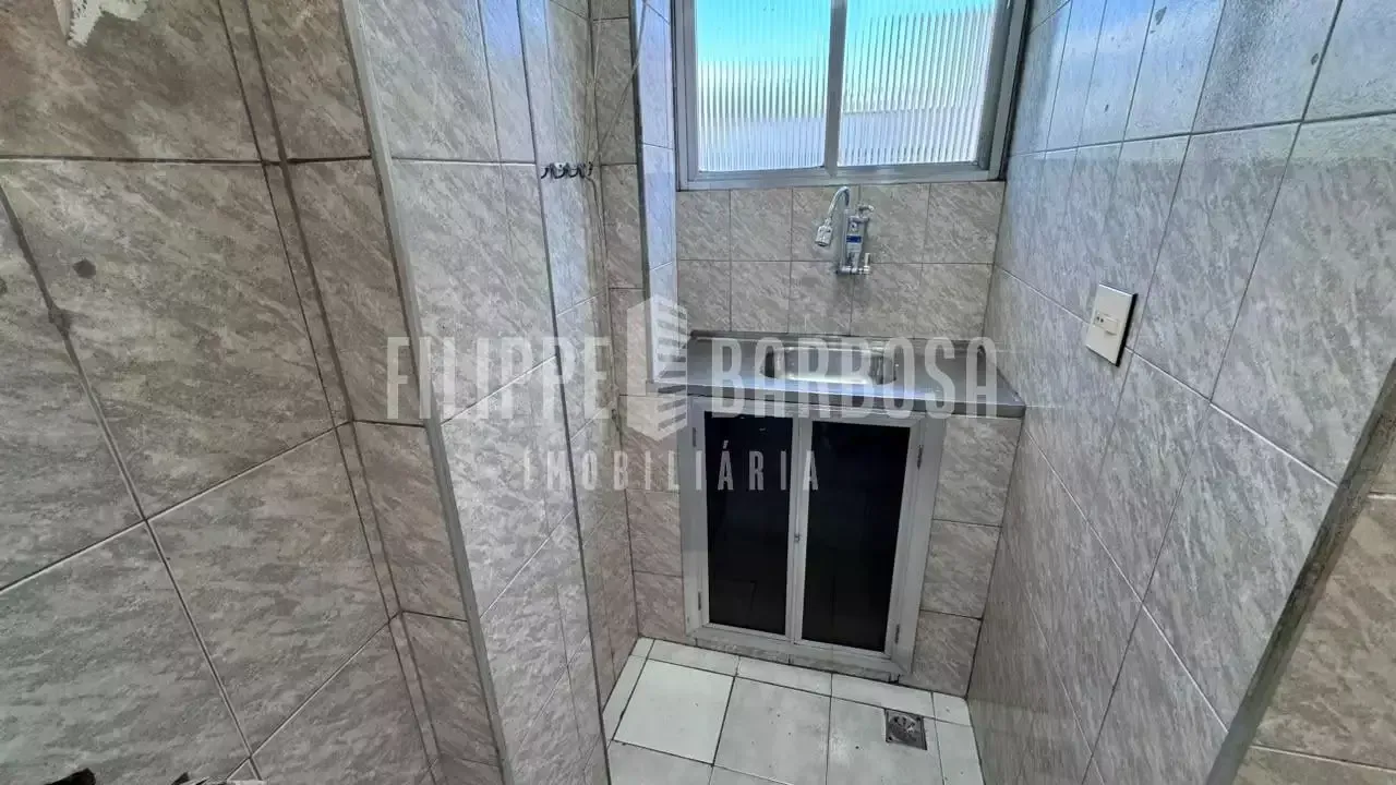 Unfurnished 1-bedroom apartment with 1 bathroom — photo 12