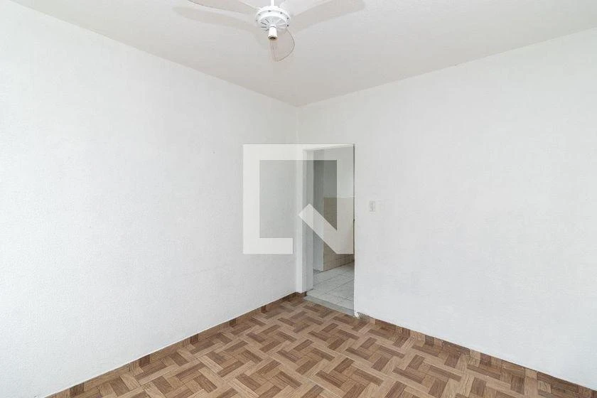 Rental house with a closed kitchen and 2 bedrooms