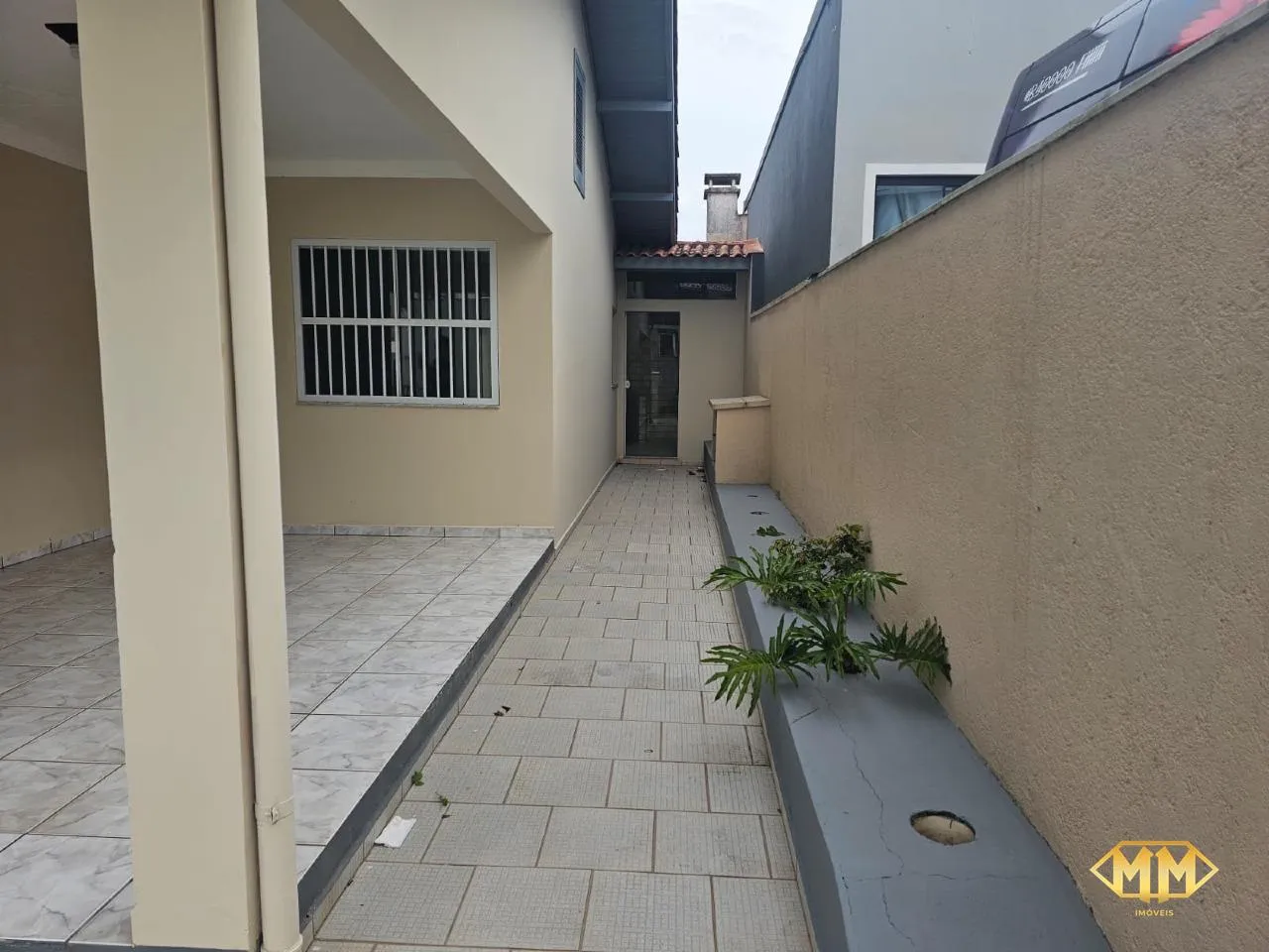 3-bedroom house with a grill on the balcony in Florianópolis — photo 18