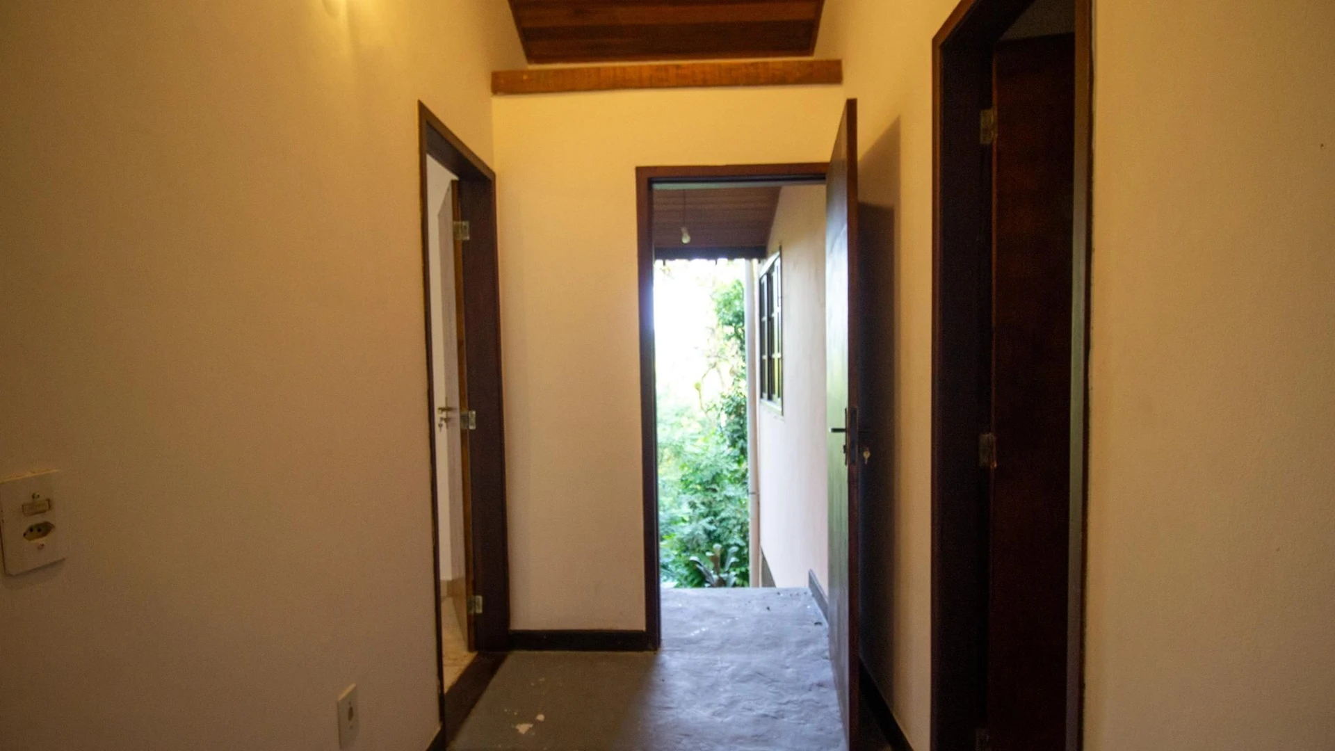 Casa com 4 quartos e 4 banheiros, com 3 vagas — photo 21