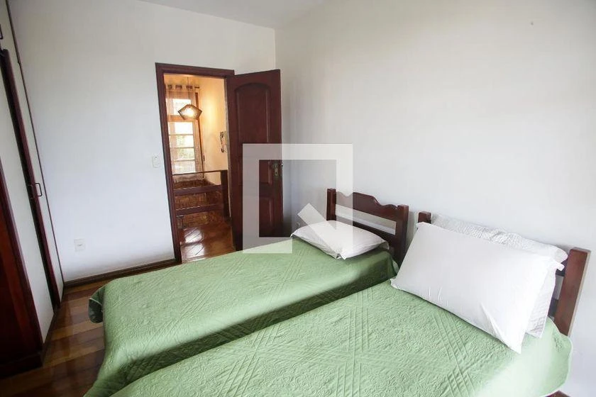 Furnished 400 m² house with 4 bedrooms and 4 bathrooms — photo 19