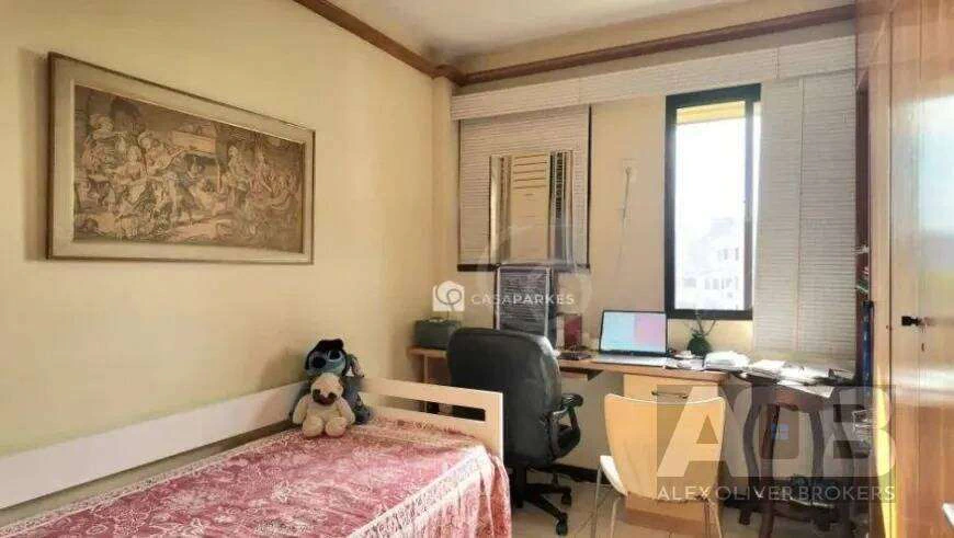 3-bedroom apartment of 140 m² with air conditioning — photo 4