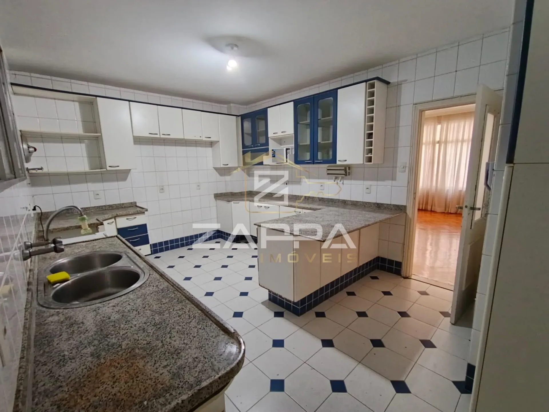 3-bedroom apartment with a bathtub in Rio de Janeiro — photo 20